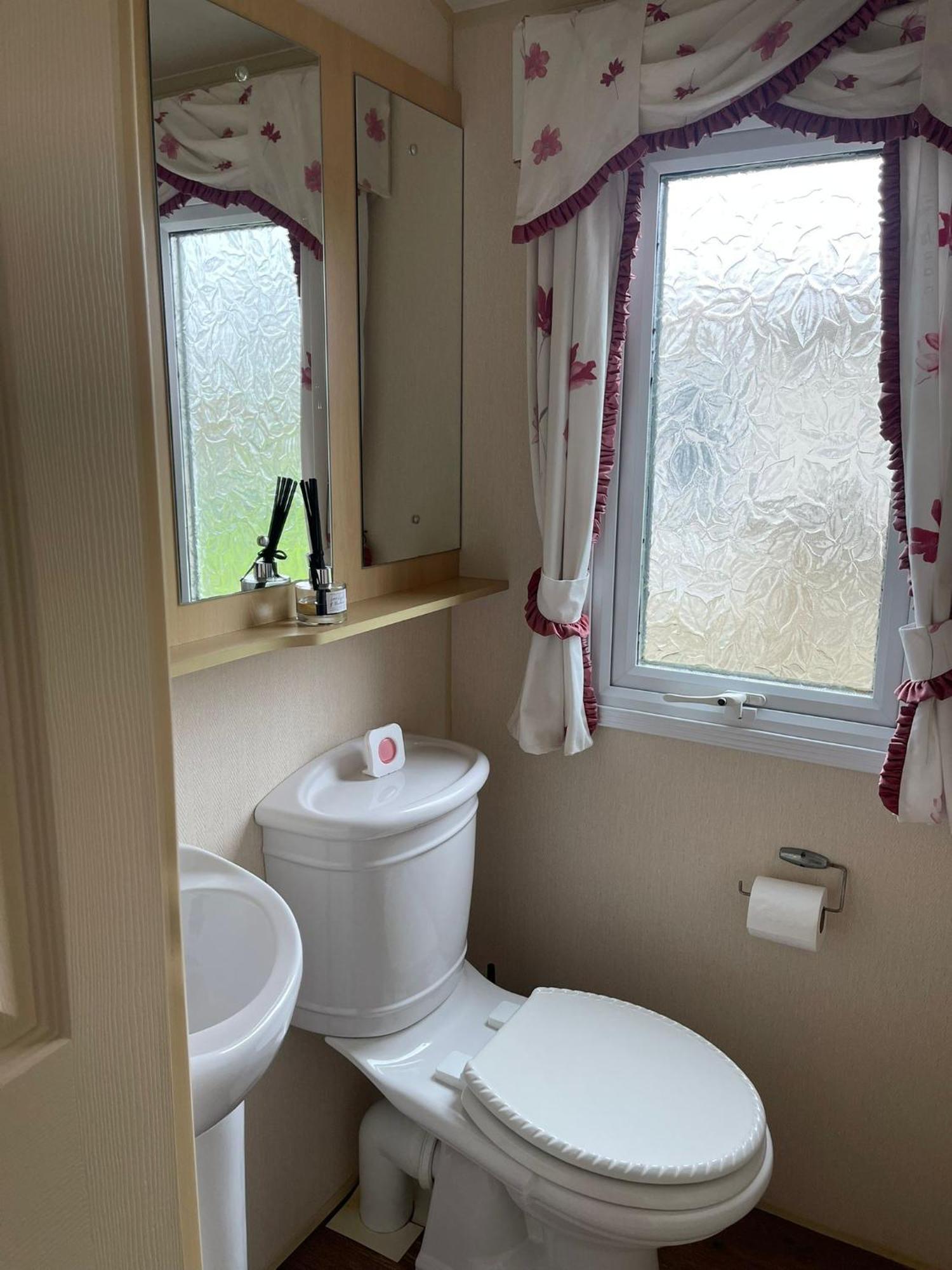 Deerhurst Severnside Boat And Caravan Park Gloucestershire - Caravan 1 מראה חיצוני תמונה